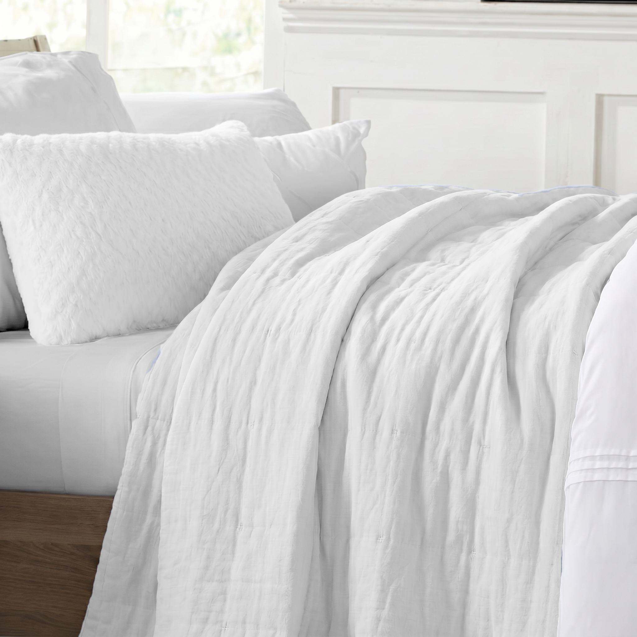 White Linen Cotton Quilt