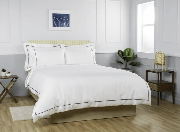 Luxury Organic Sateen Embroidered Oxford Pillowcase Set White/Navy Blue