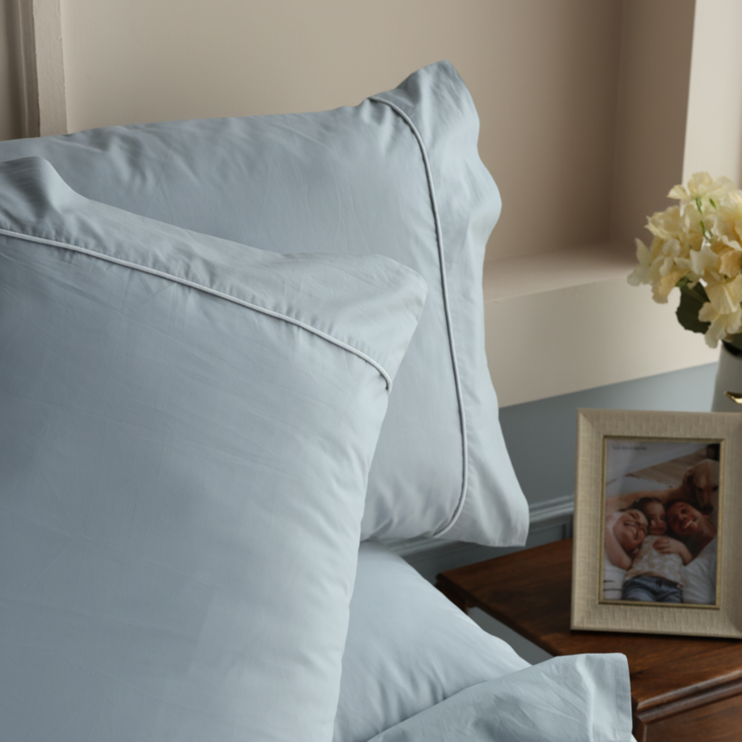 White Piped Percale Pillowcases