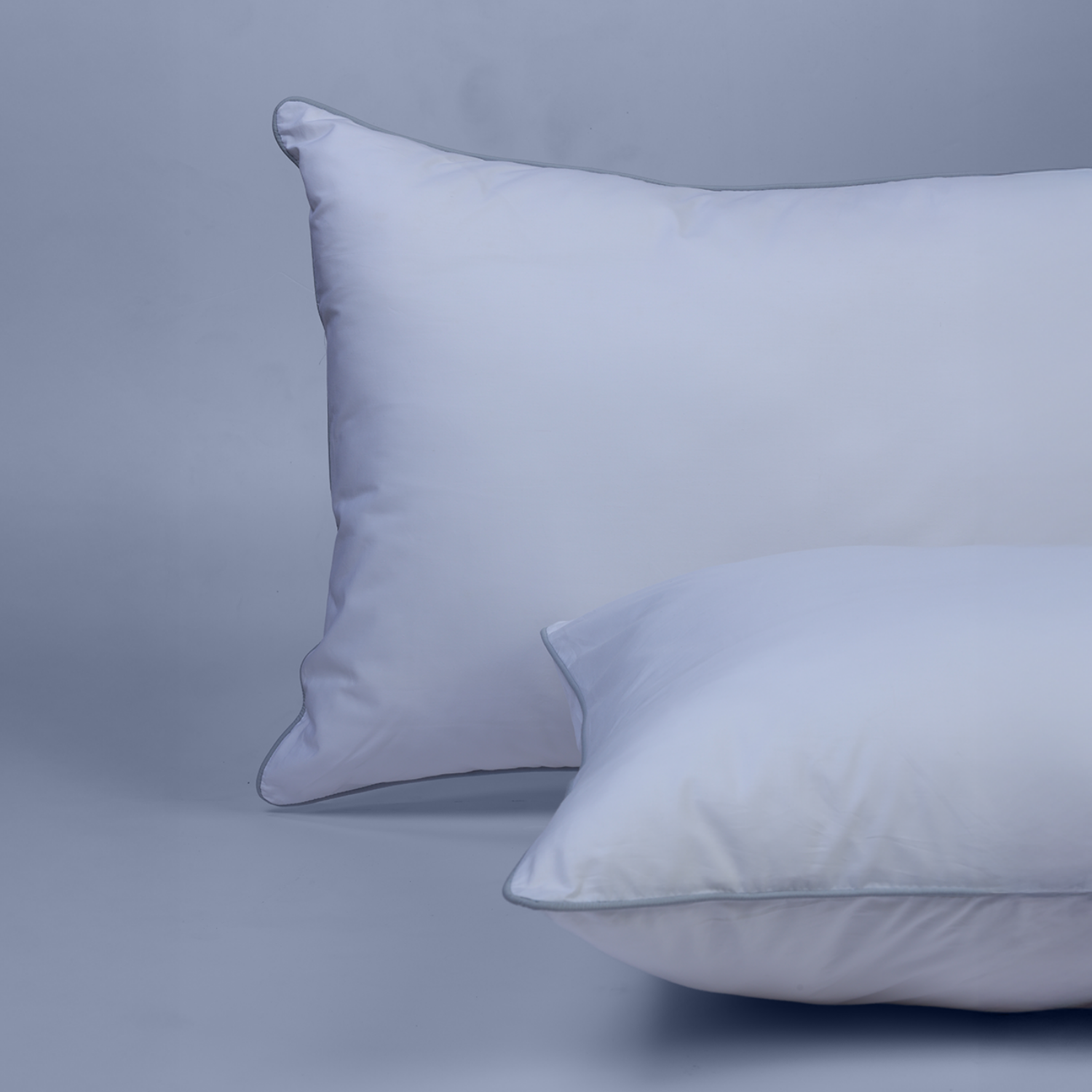 Light Blue Piped Percale Oxford Pillowcases