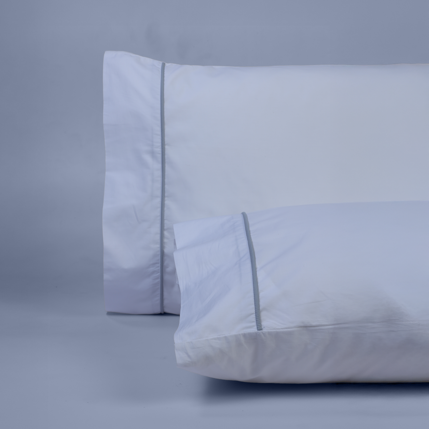 Light Blue Piped Percale Pillowcases