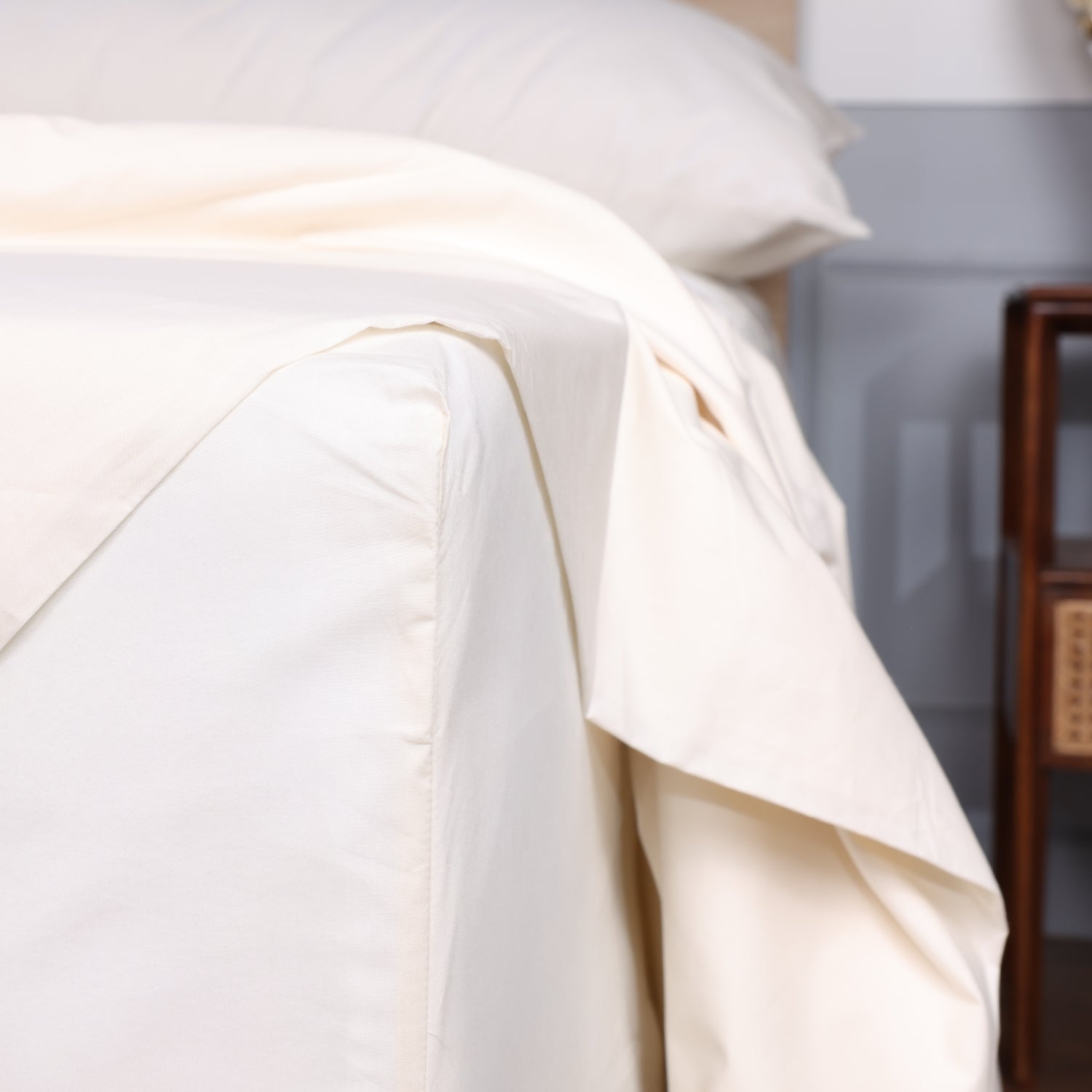Ivory Organic Cotton Percale Fitted Sheet