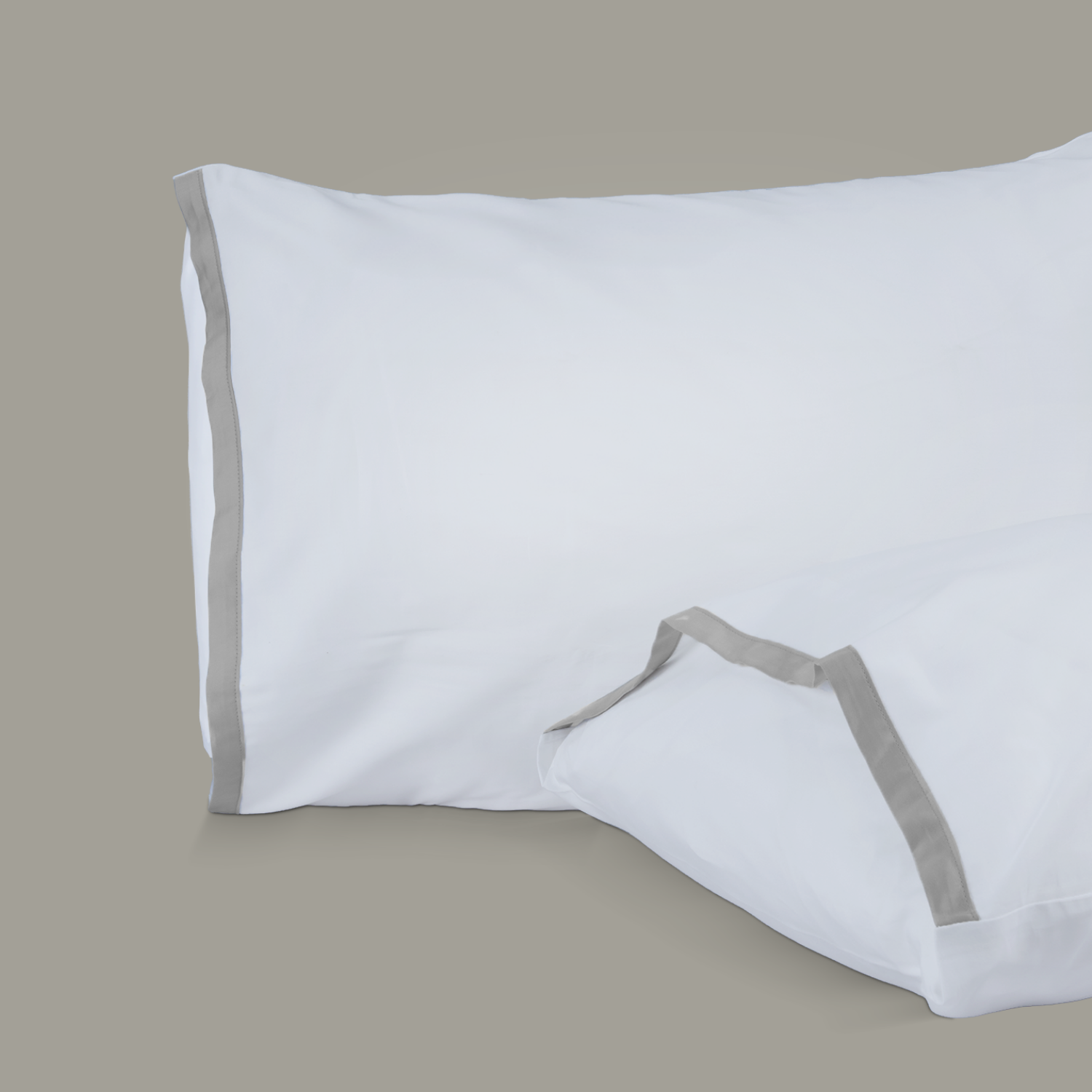 Light Grey Border Sateen Pillowcases
