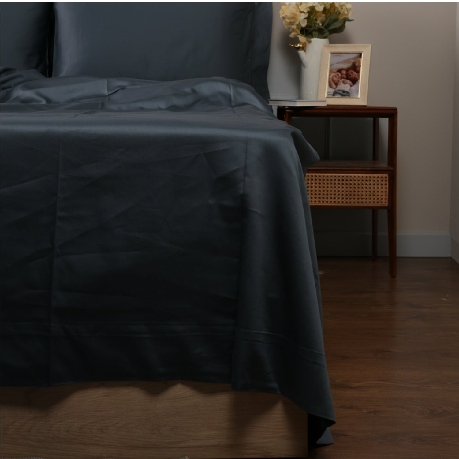 Nightfall Luxury Cotton Sateen Flat Sheet